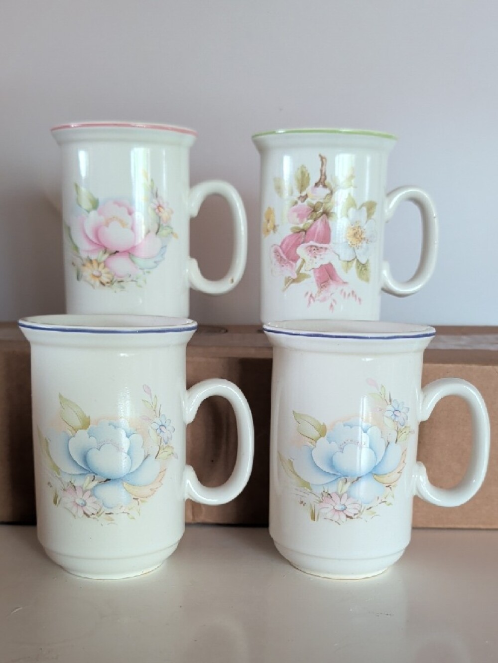 4 Churchill England,Classic Floral Coffee/Tea Mugs.